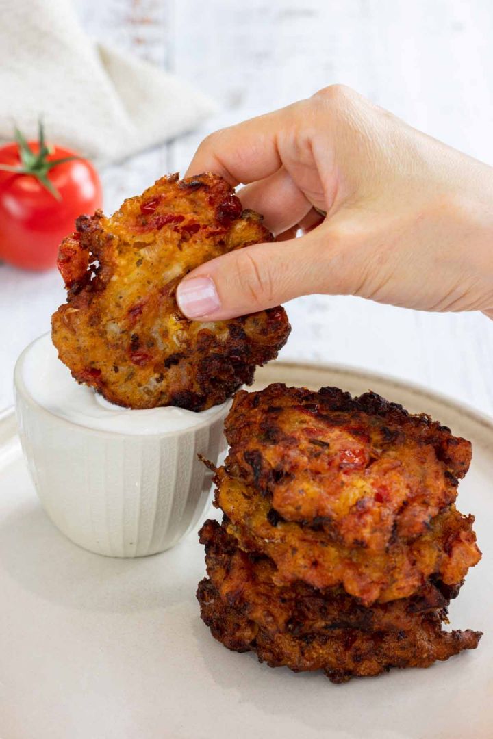 Greek Tomato and Feta Fritters | fooodlove.com