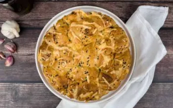 Pull-apart Garlic Bread