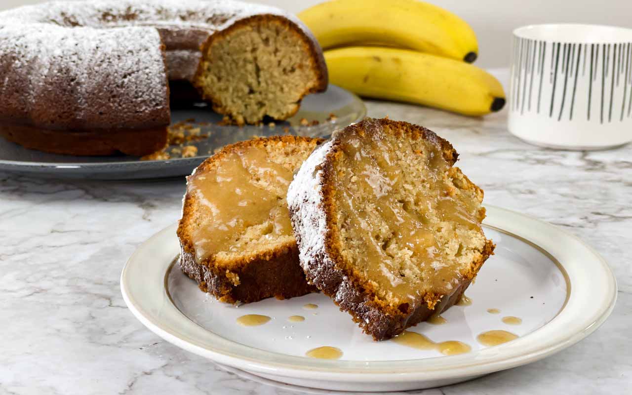 Video: Banana Cake | fooodlove.com