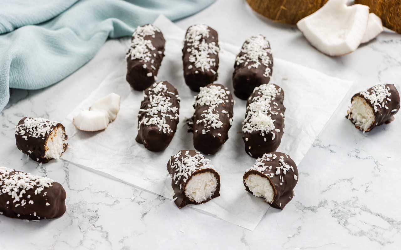 Video: Vegan Mint Bounty Bars | fooodlove.com