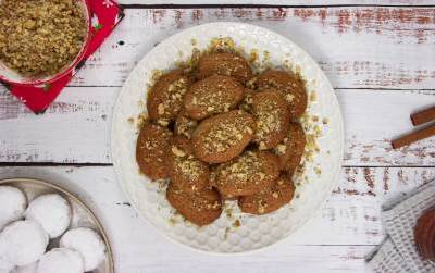 Greek Christmas Honey Cookies (Melomakarona) Video