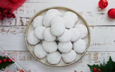 Traditional Kourabiedes Cookies Video