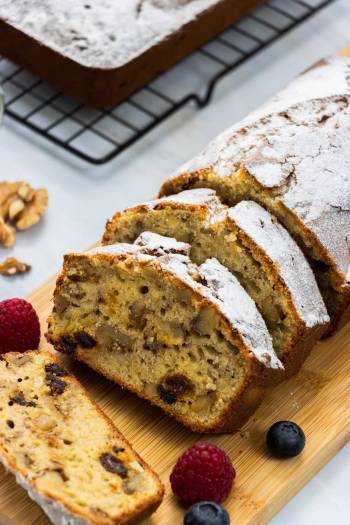 Dried Fruit and Nut Loaf