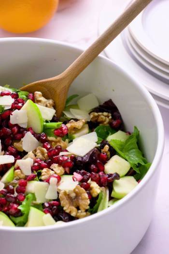 Festive Pomegranate & Apple Salad