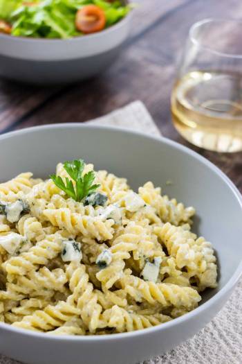 Pasta with Roquefort Sauce