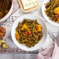 Green Beans with Tomato Sauce